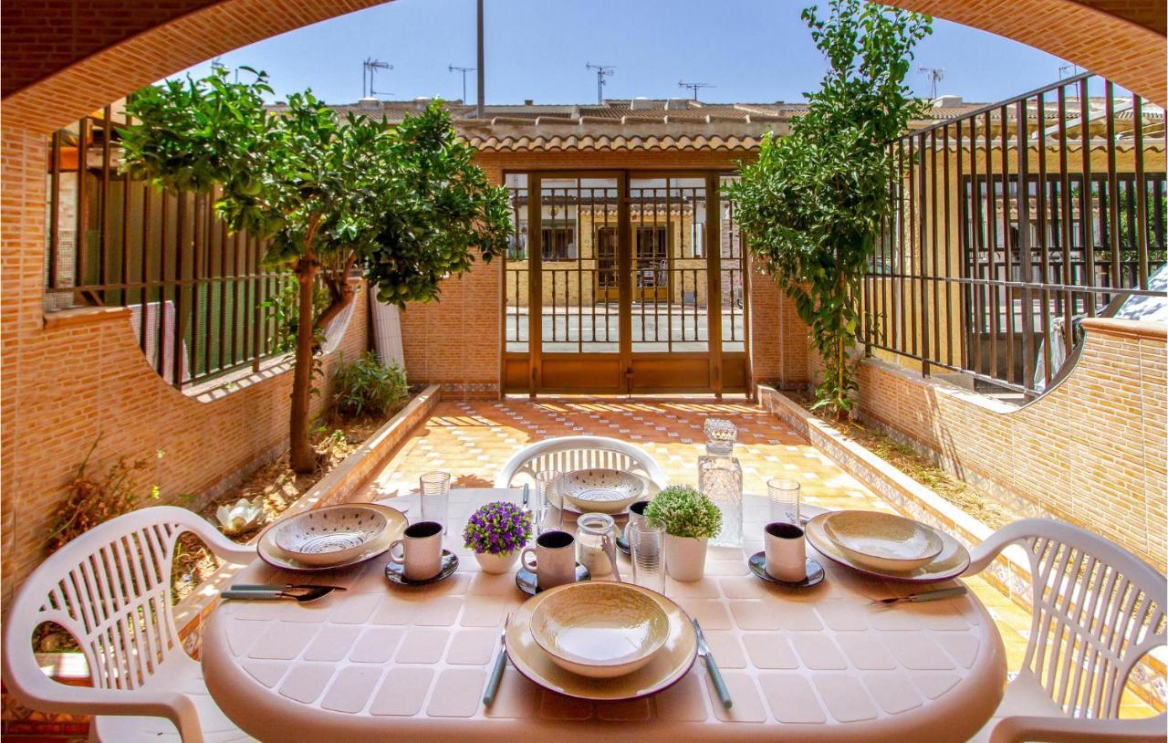 Stunning Home In Los Alcazares With Kitchen Exterior photo